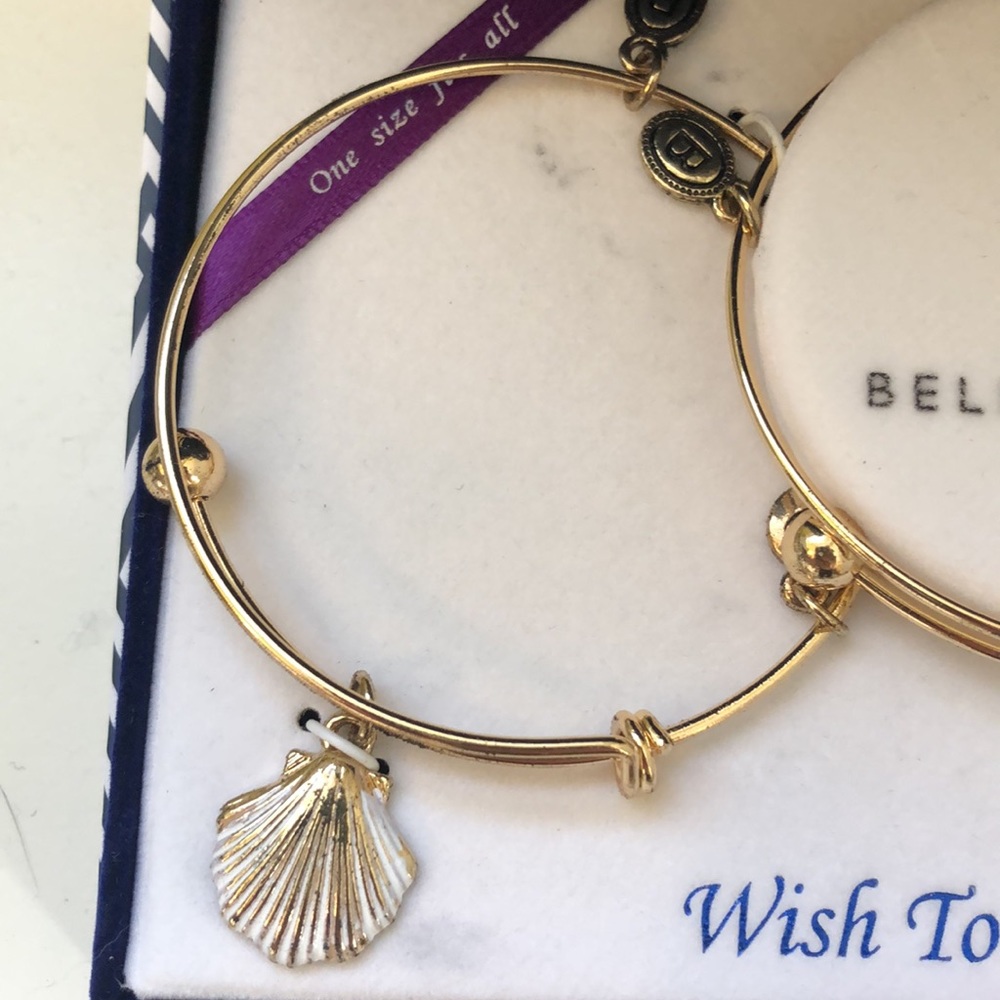 Bracelets - Picture 2 of 5
